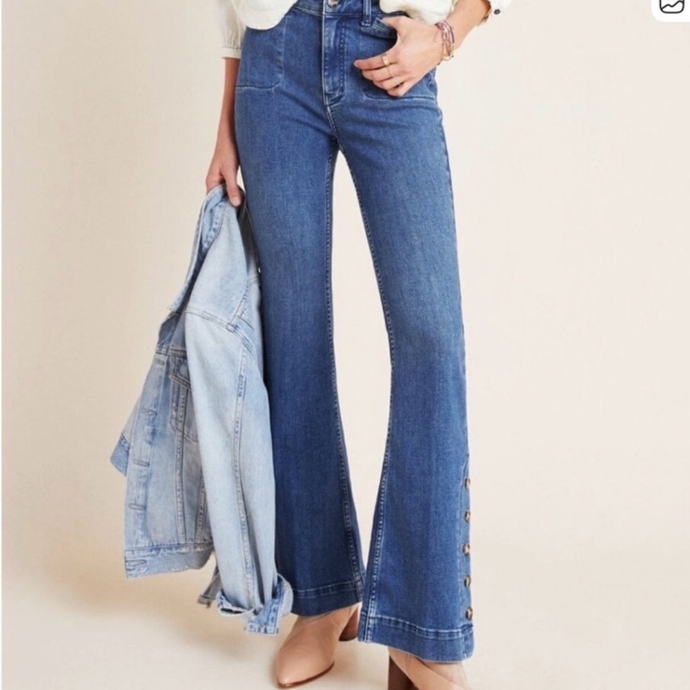 Anthropologie Pilcro Women’s boot cut/mild flare jeans. Size 28